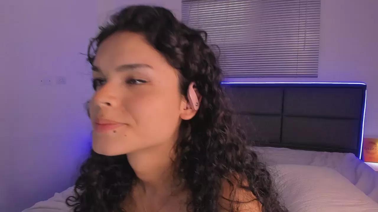 giafaaris4 on Cam4 