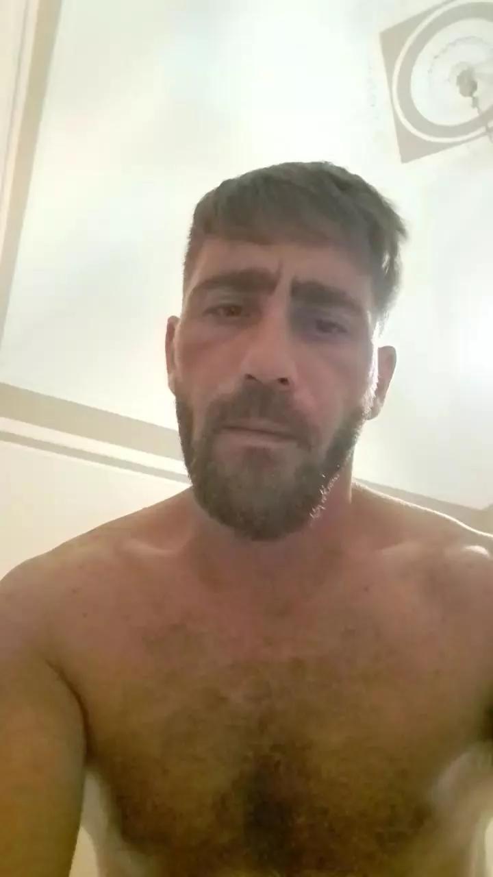 Giochicchio46 on Cam4 