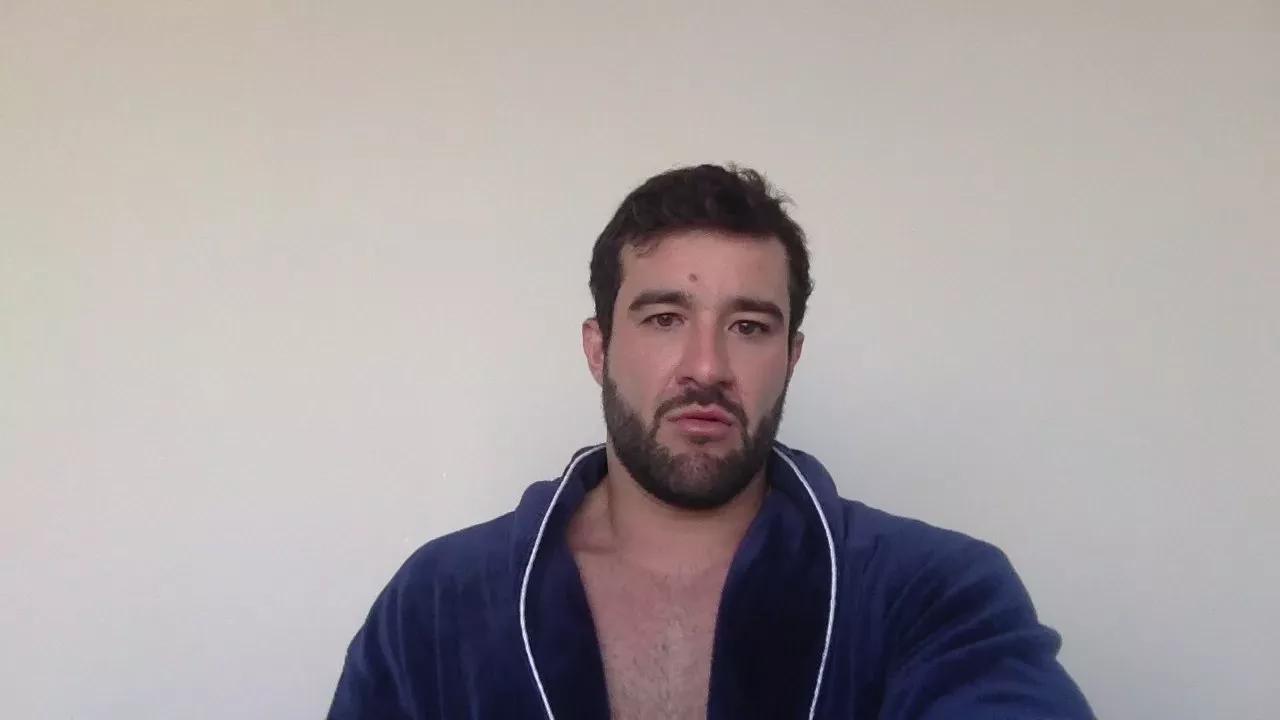Goxtoso28 on Cam4 