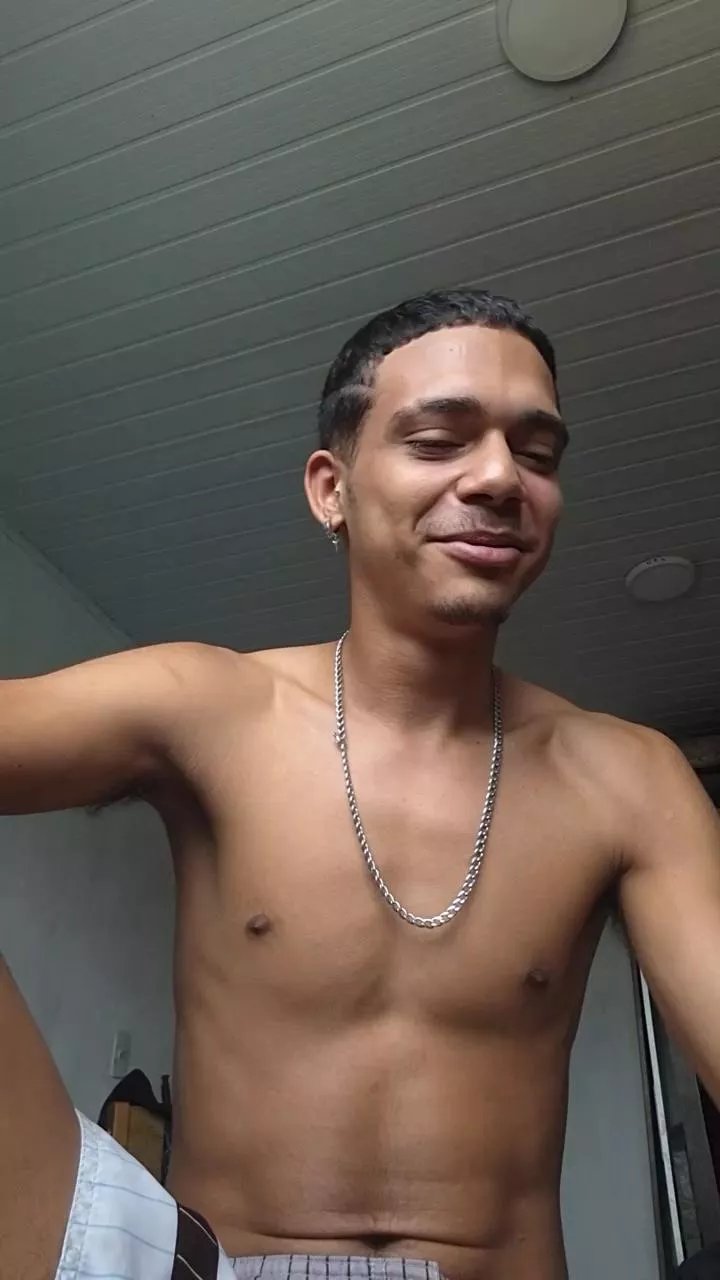 Offline GustaThy on Cam4