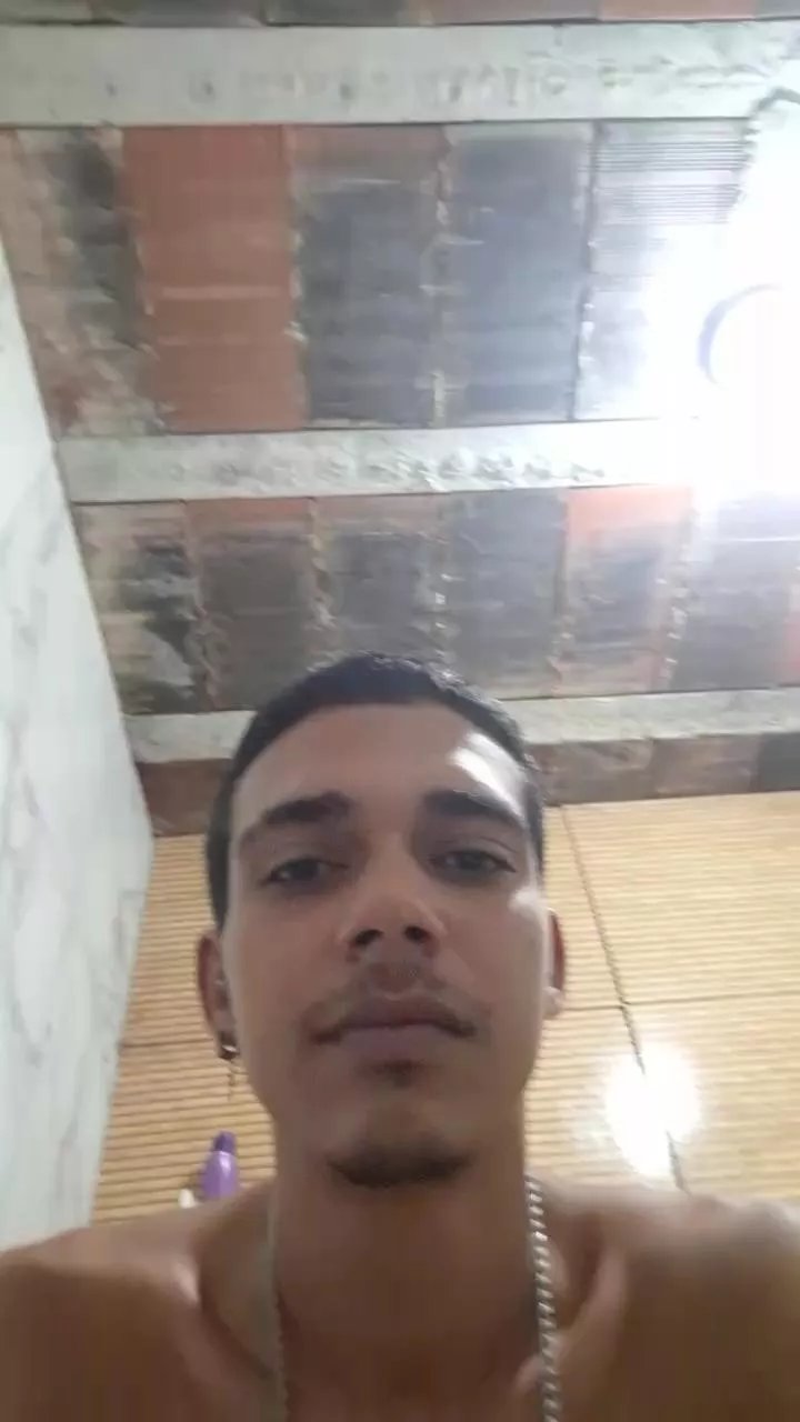 Offline GustaThy on Cam4