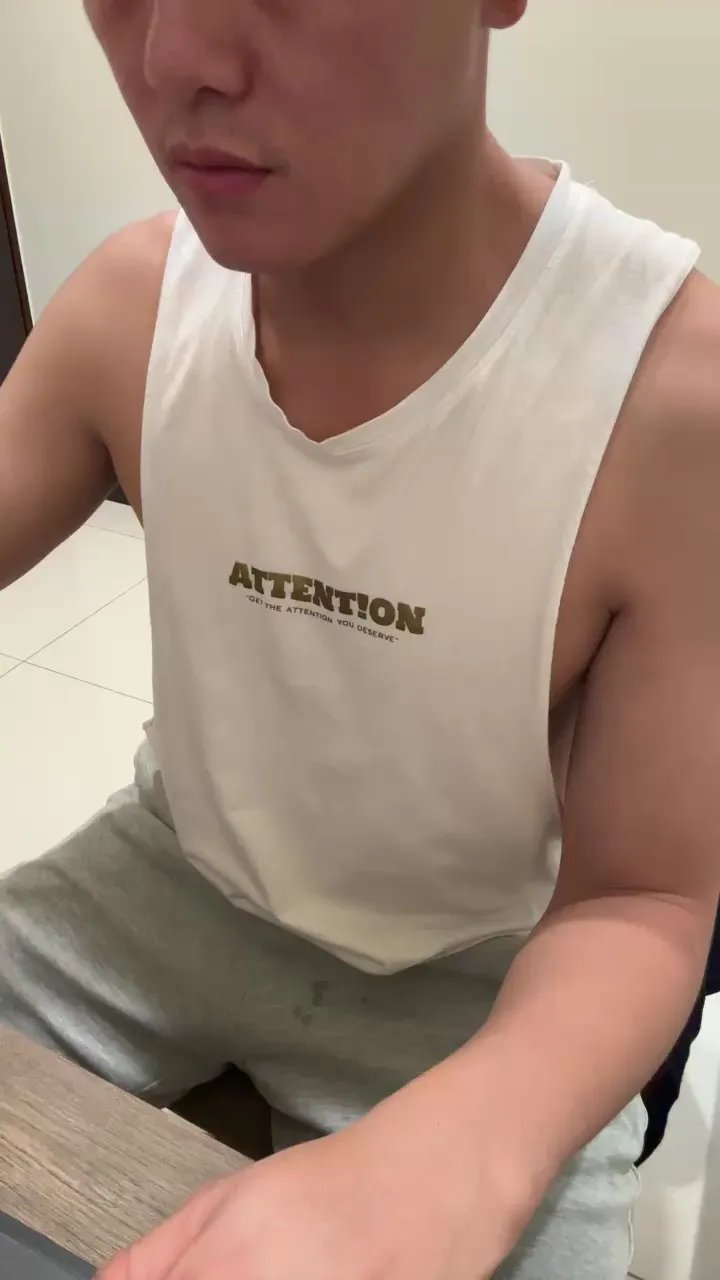 Offline herisson8644 on Cam4