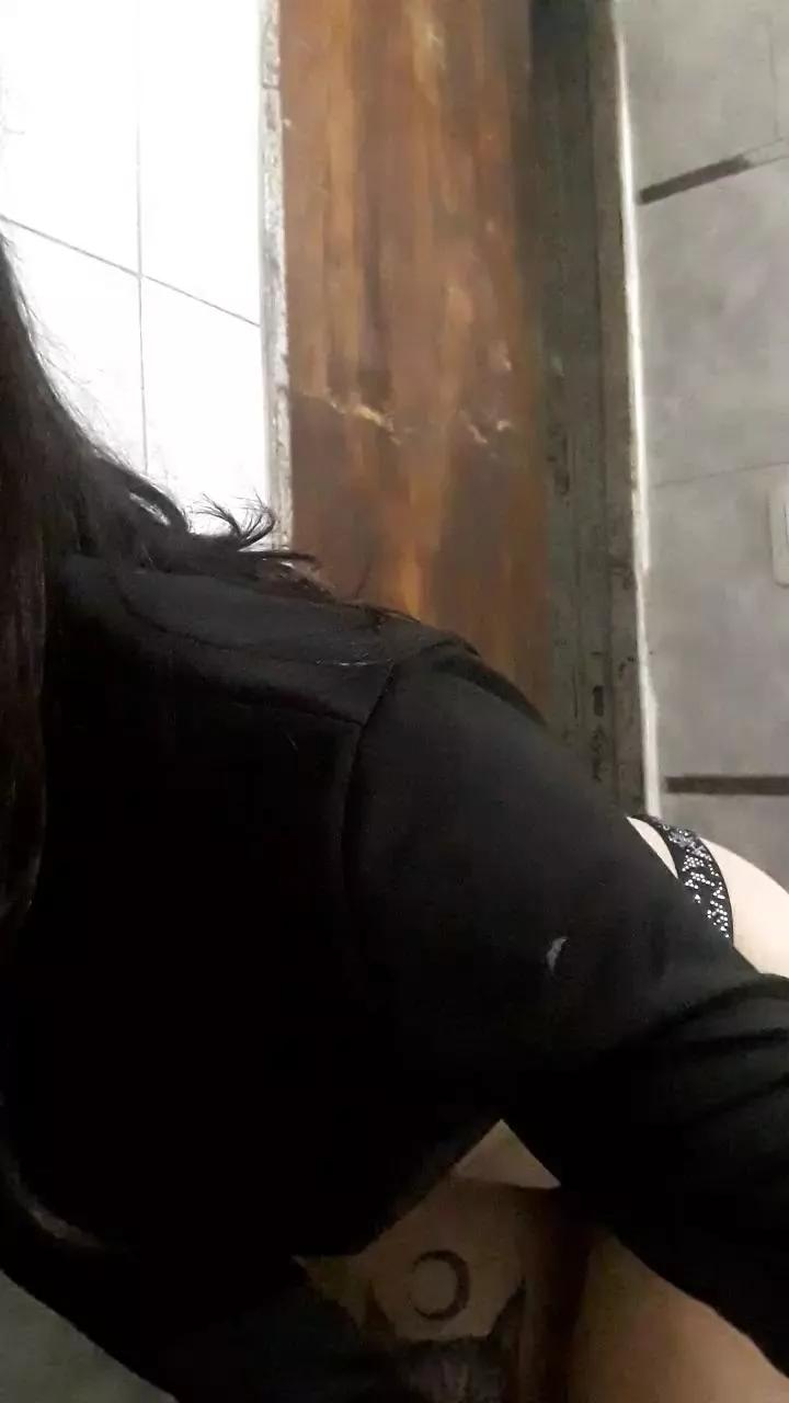 hinataax on Cam4 