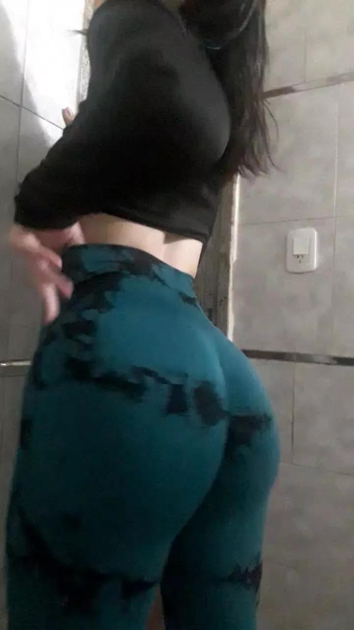 hinataax on Cam4 