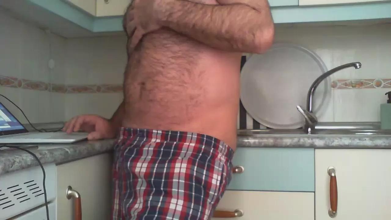 Hombreosomadrid on Cam4 