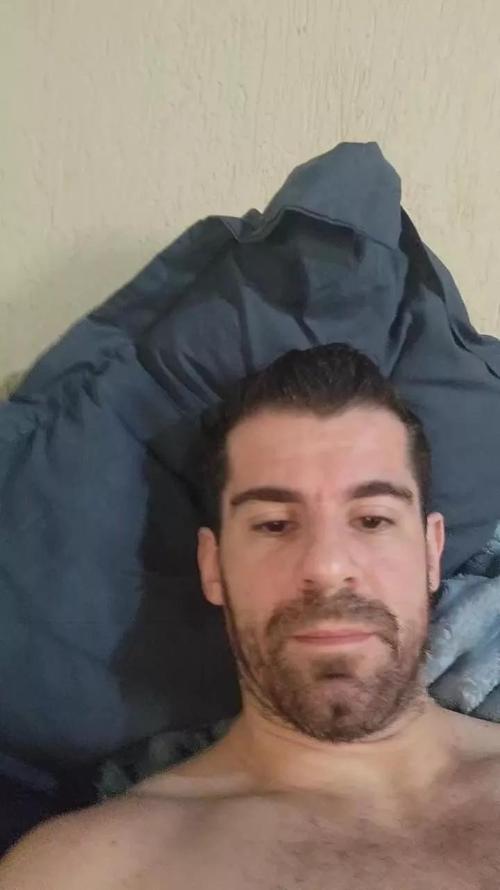 horneydaddysp41 on Cam4 