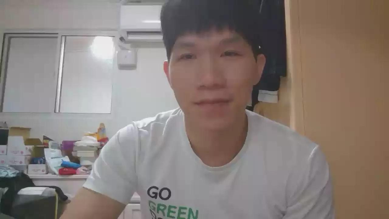 iii_dh_iii on Cam4 