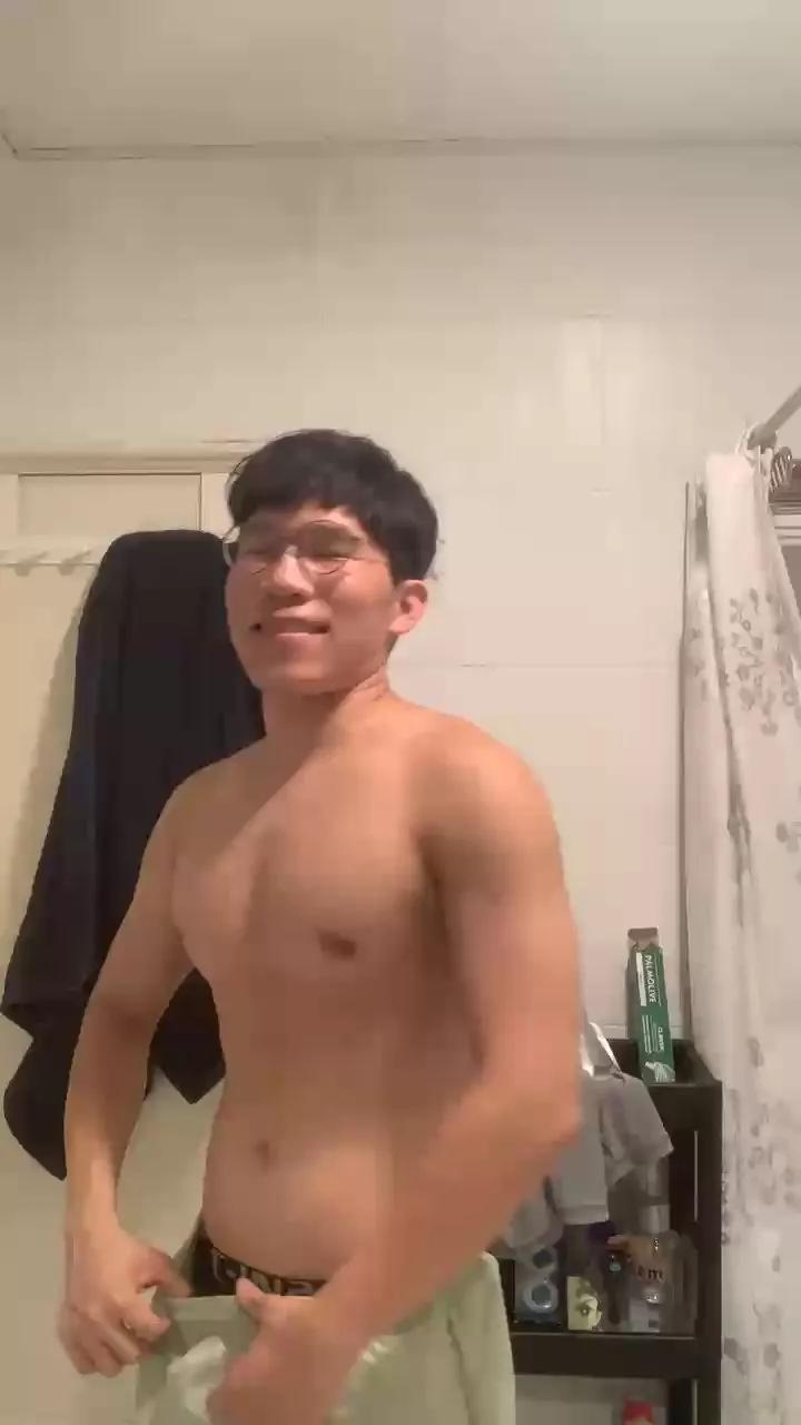 iii_dh_iii on Cam4 