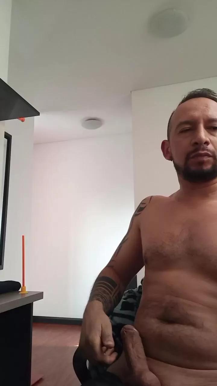 intelcoree1 on Cam4 