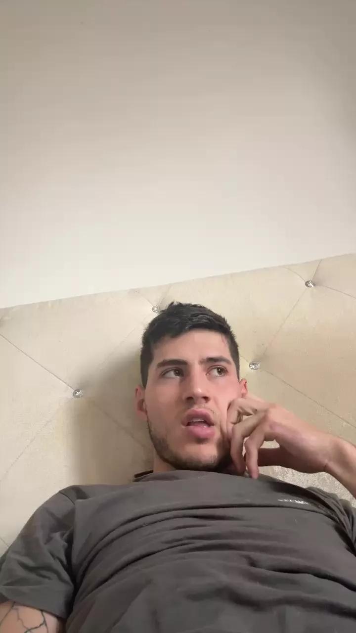 itrifan on Cam4 
