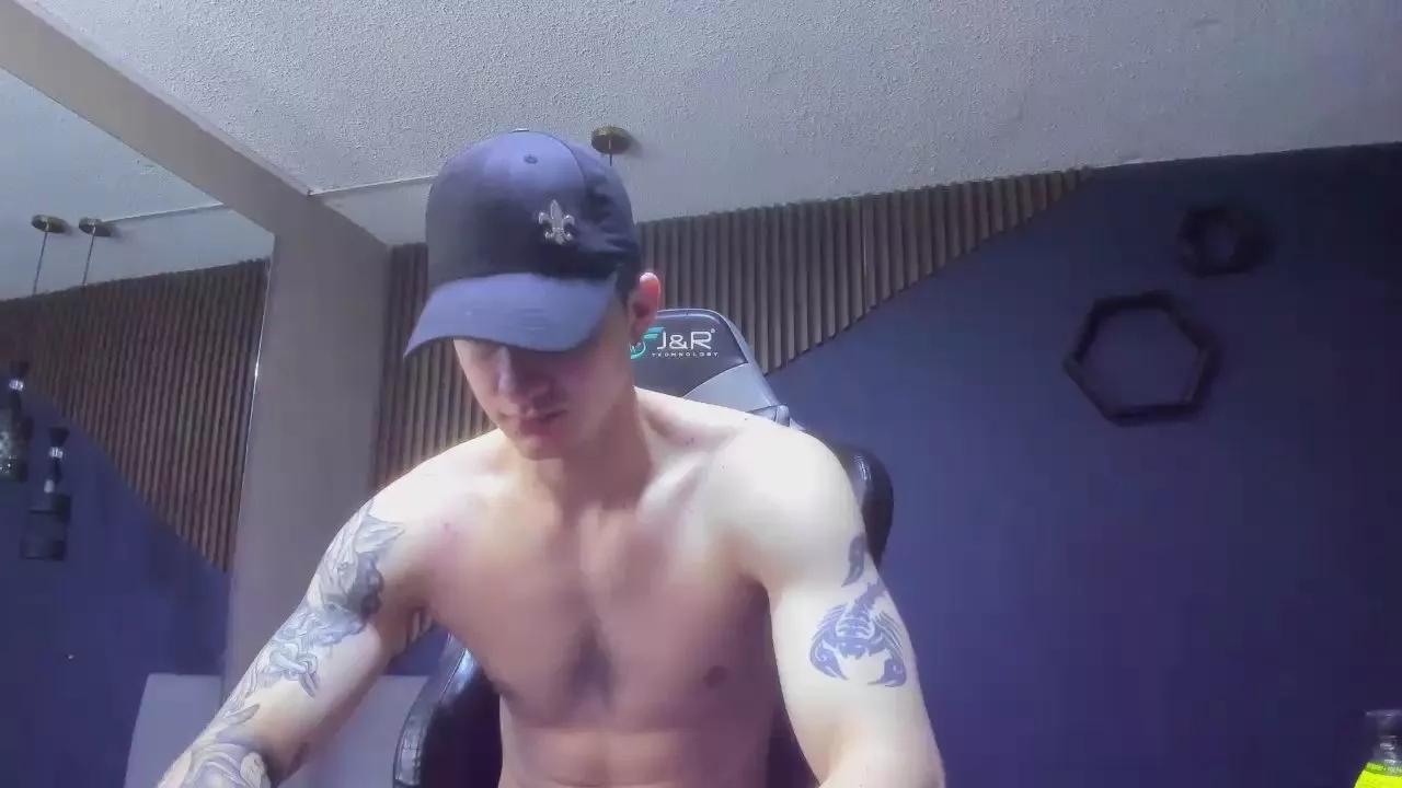 JacksonOlsenn on Cam4 