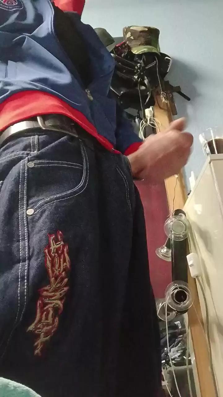 jeans_boy on Cam4 