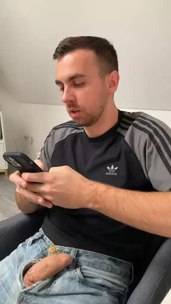 Jeansjunge96 on Cam4 