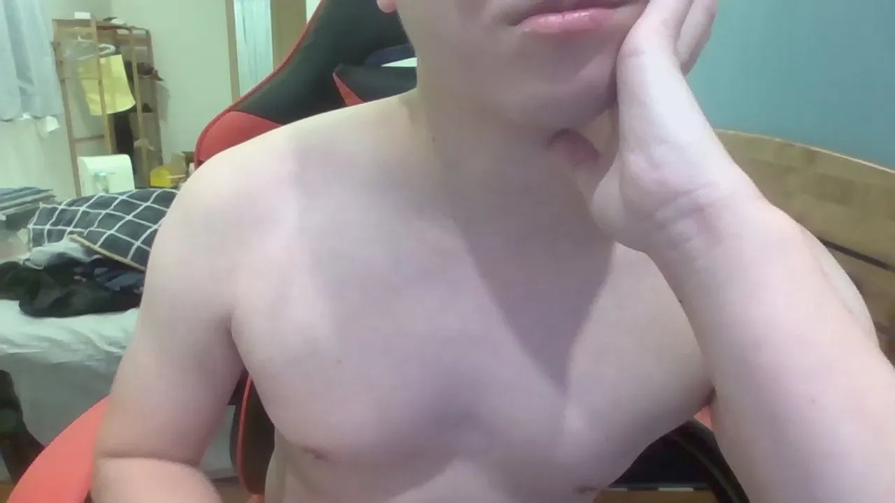 Offline joseph13579 on Cam4