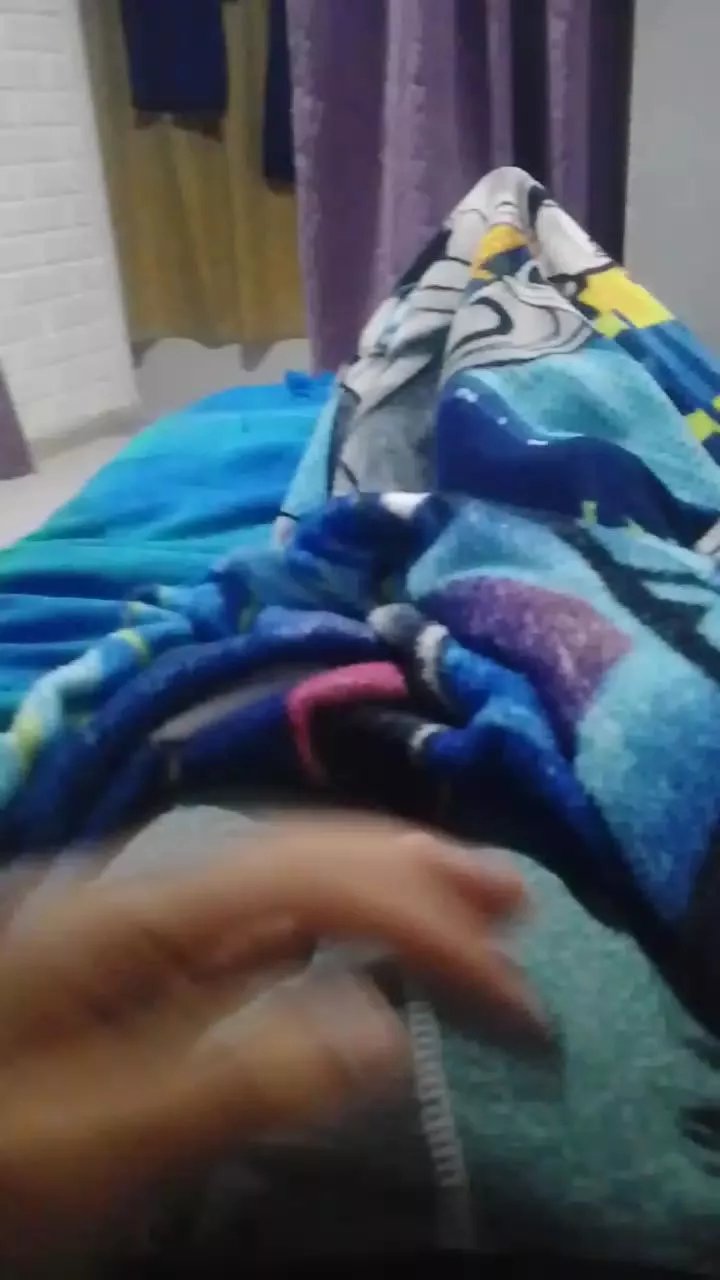 Offline juan7437_hot on Cam4