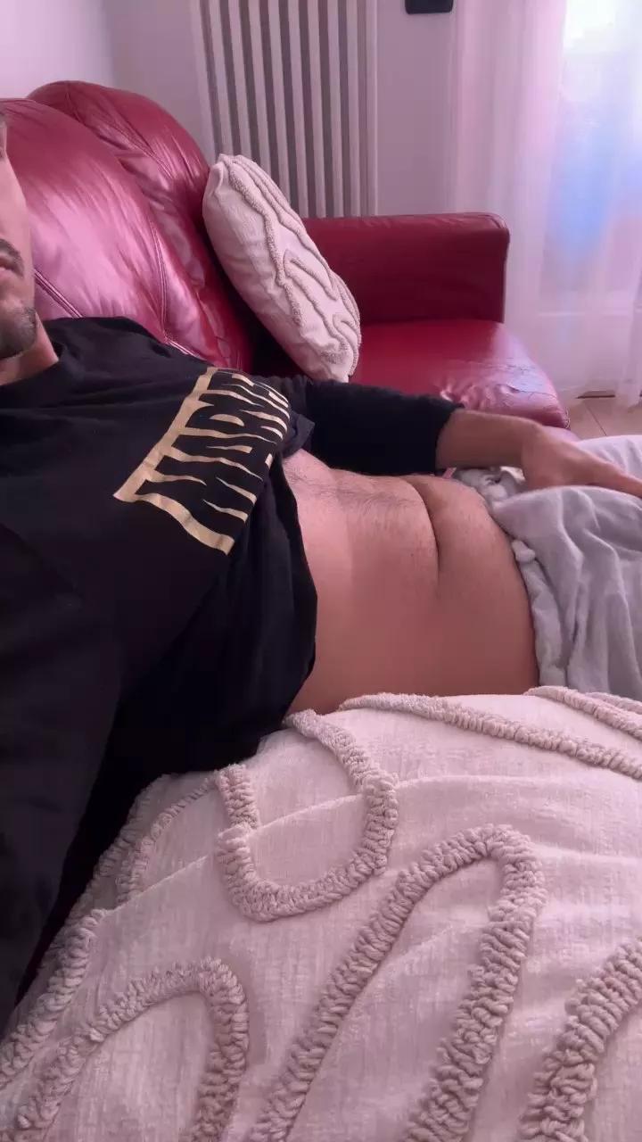 Kingg6969 on Cam4 