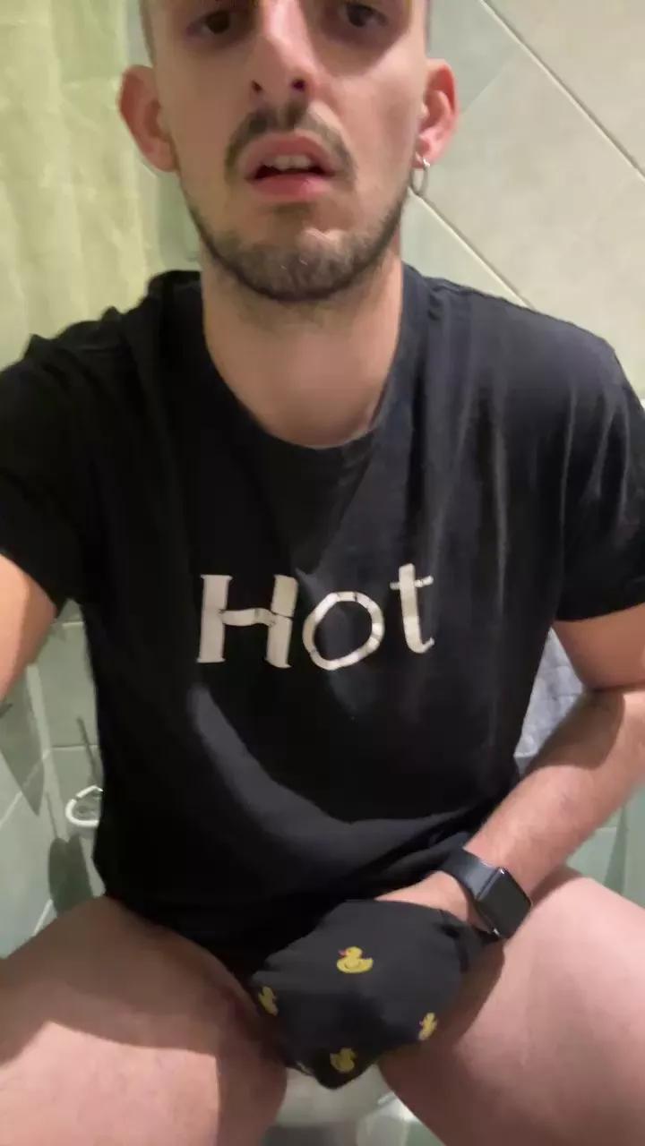 Kingg6969 on Cam4 