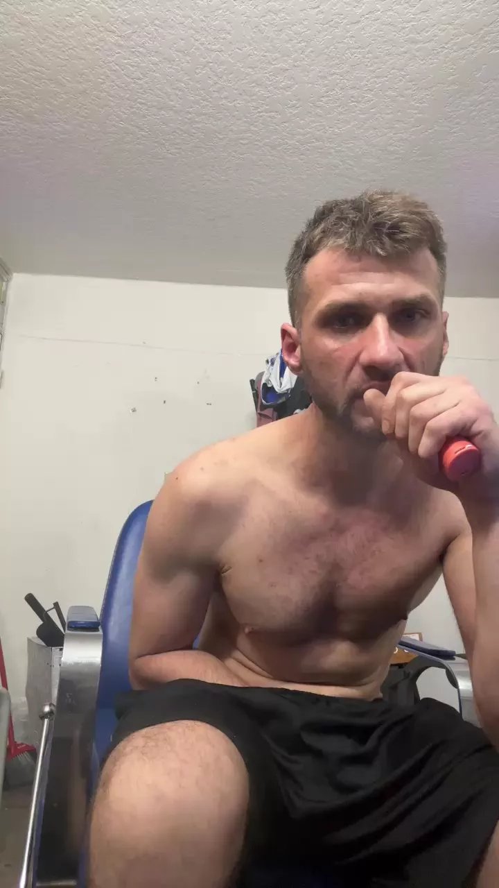 Offline ladygirlhot on Cam4