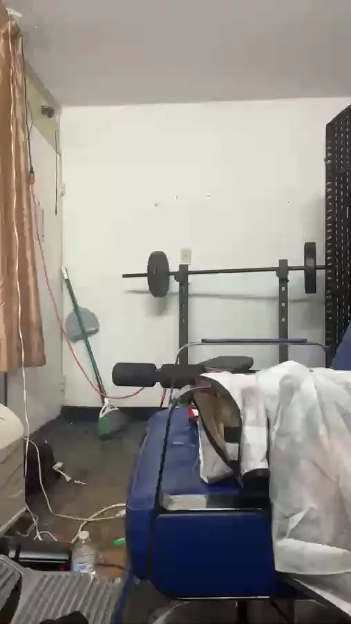 Offline ladygirlhot on Cam4