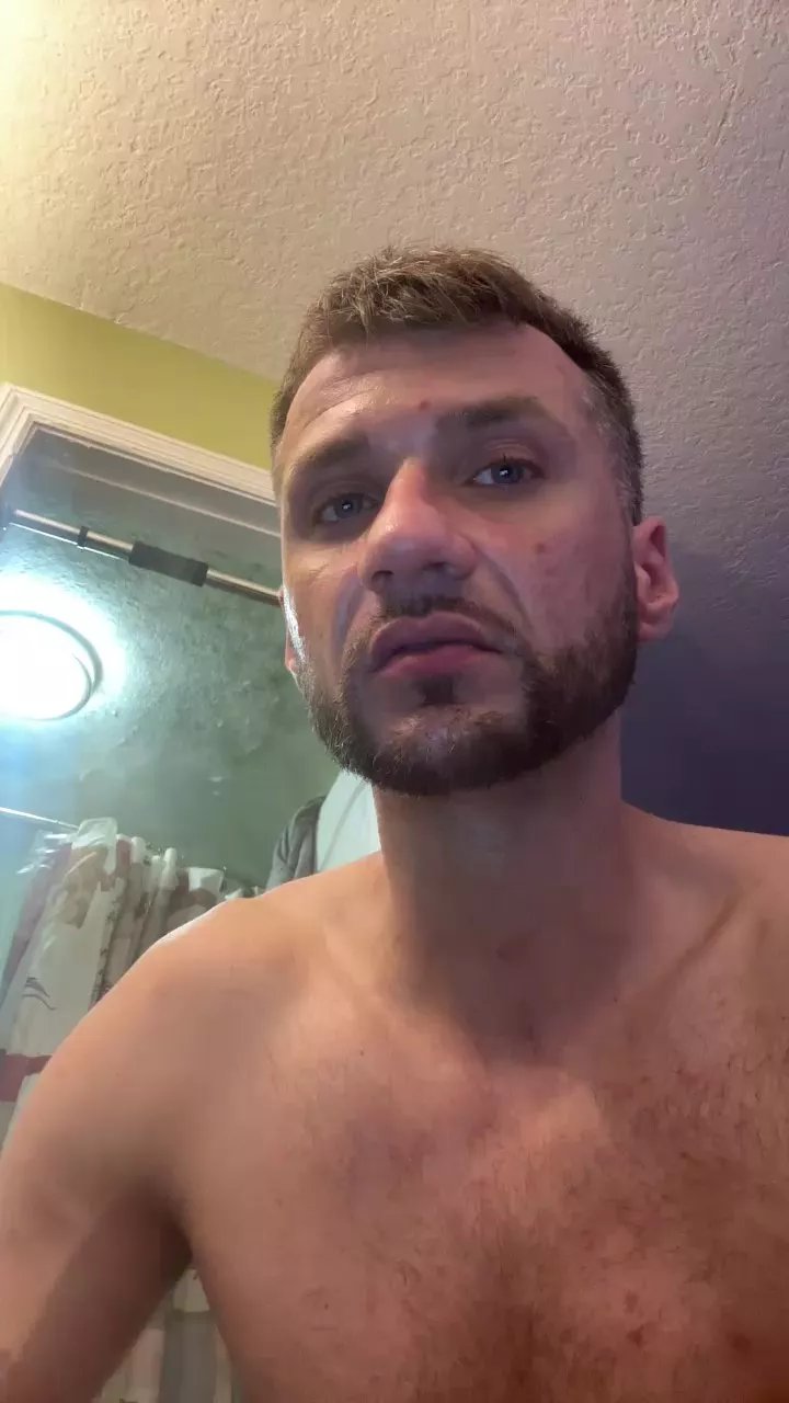 Offline ladygirlhot on Cam4