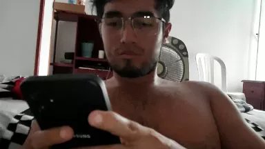 Offline lechero226 on Cam4