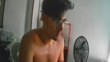 Offline lechero226 on Cam4