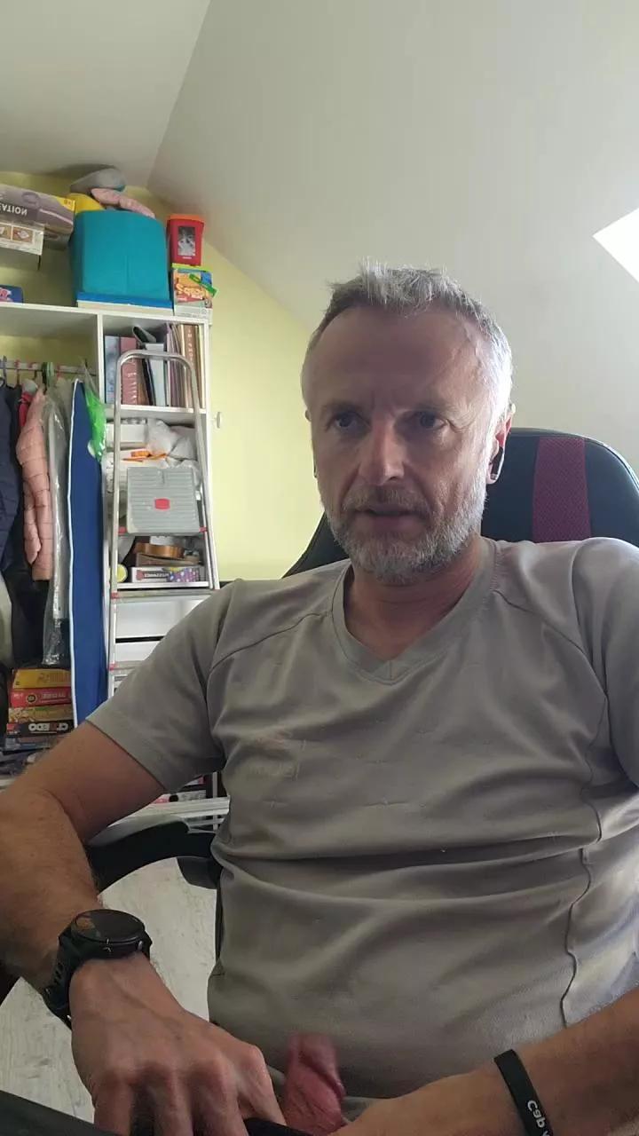 Lenny_Bhar on Cam4 