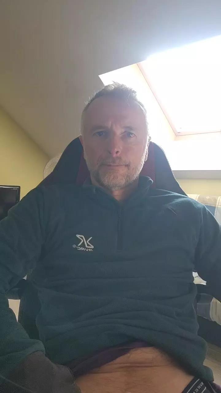 Lenny_Bhar on Cam4 