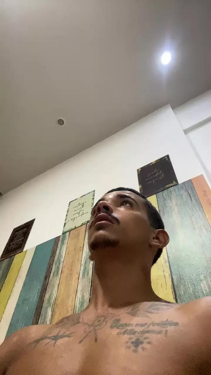 Leo6670 on Cam4 