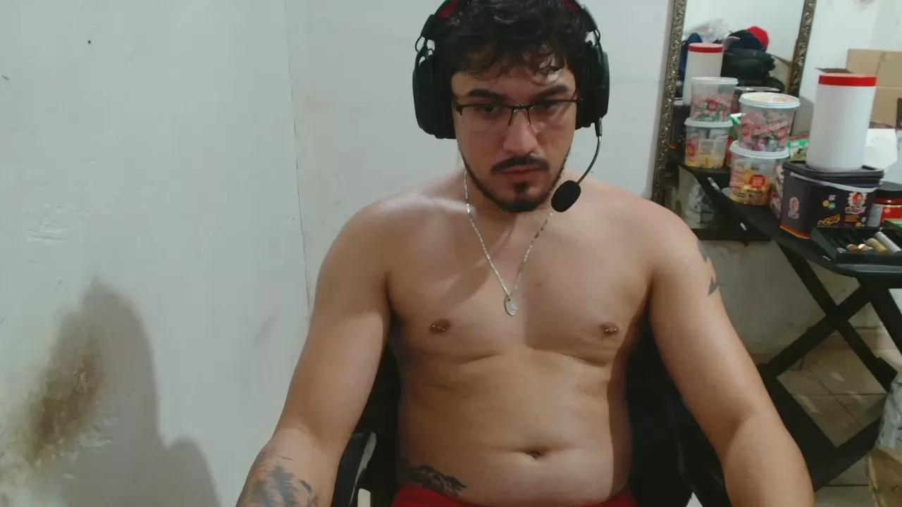 leonino231 on Cam4 