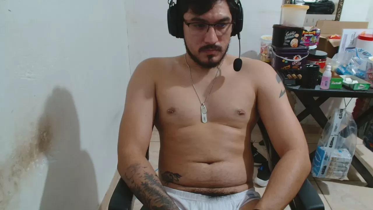 leonino231 on Cam4 