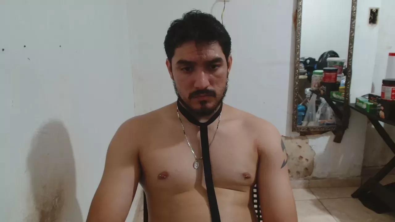 leonino231 on Cam4 