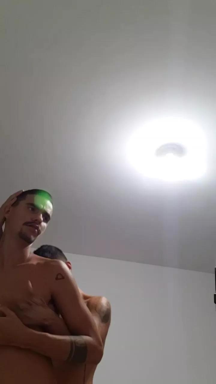 Levi_Henrique on Cam4 