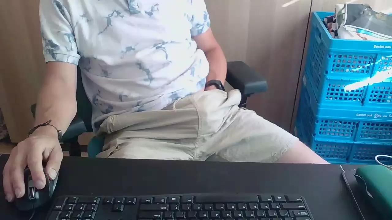 limmydate on Cam4 