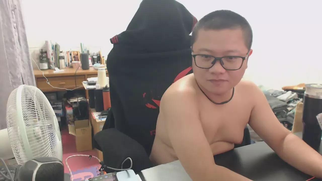 lin308902 on Cam4 