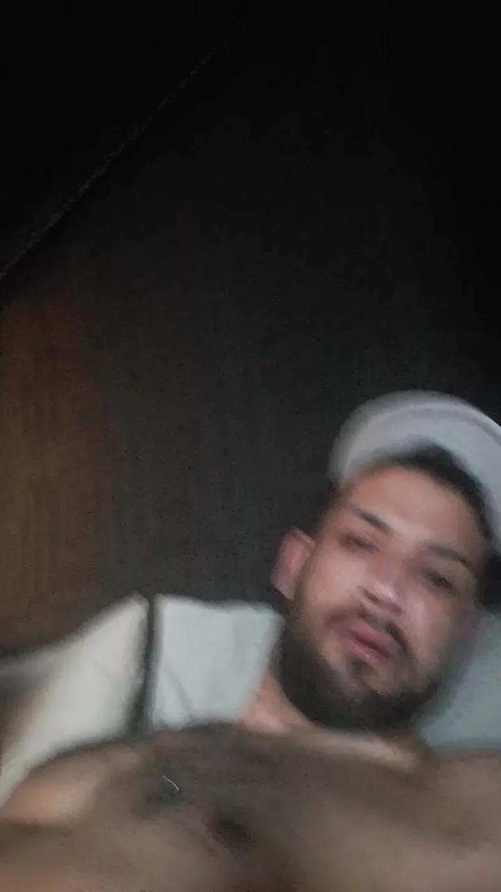 Lsanzo on Cam4 