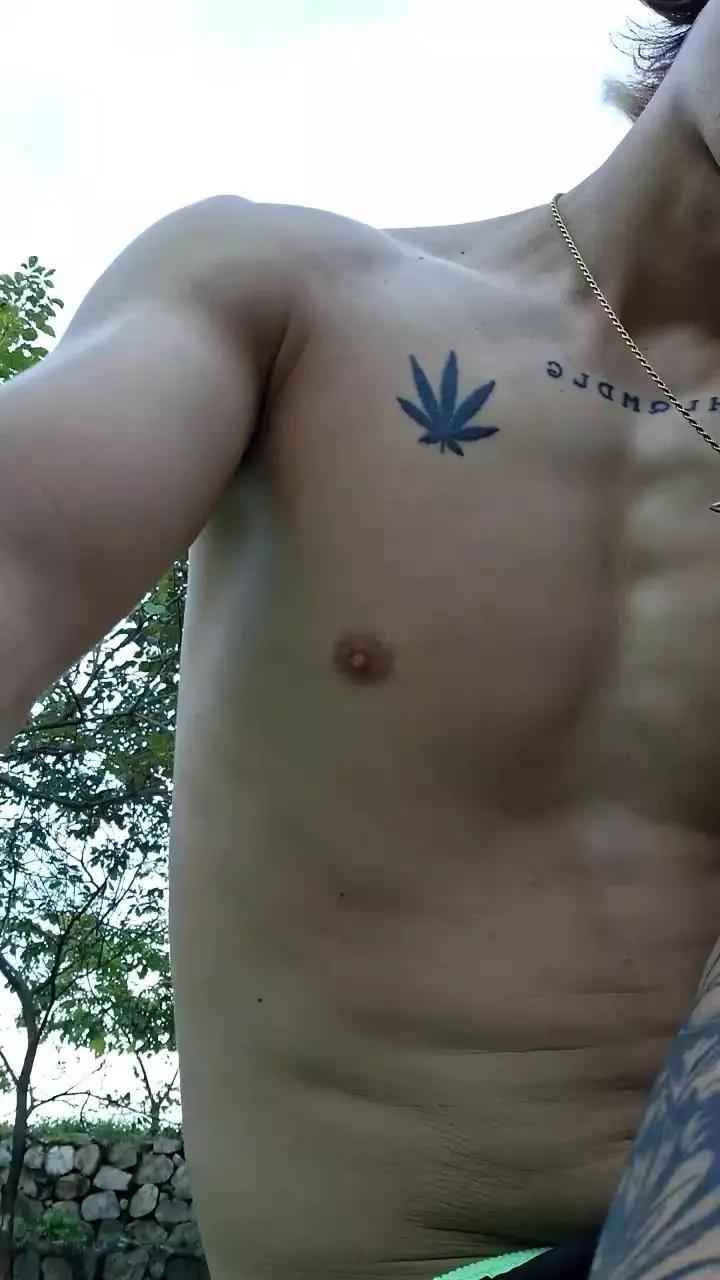Lust_333 on Cam4 