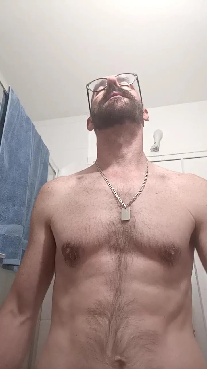 Offline Majid1976 on Cam4