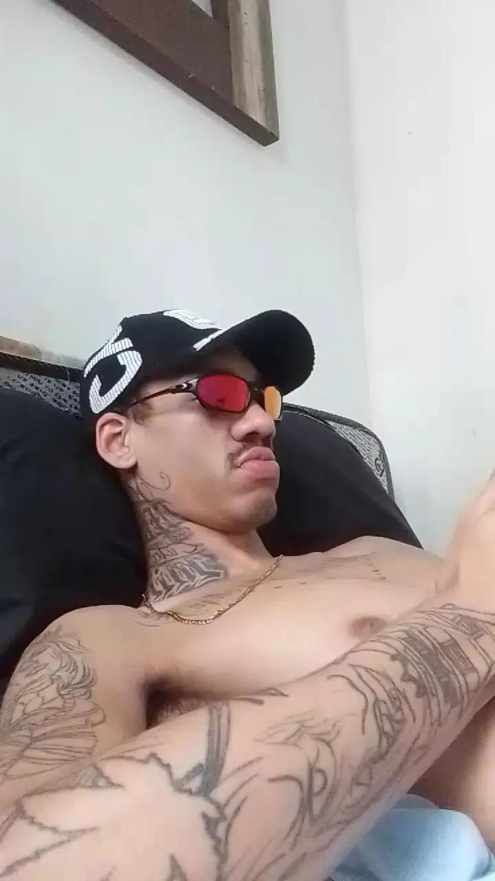 MALOKATATUAD98 on Cam4 