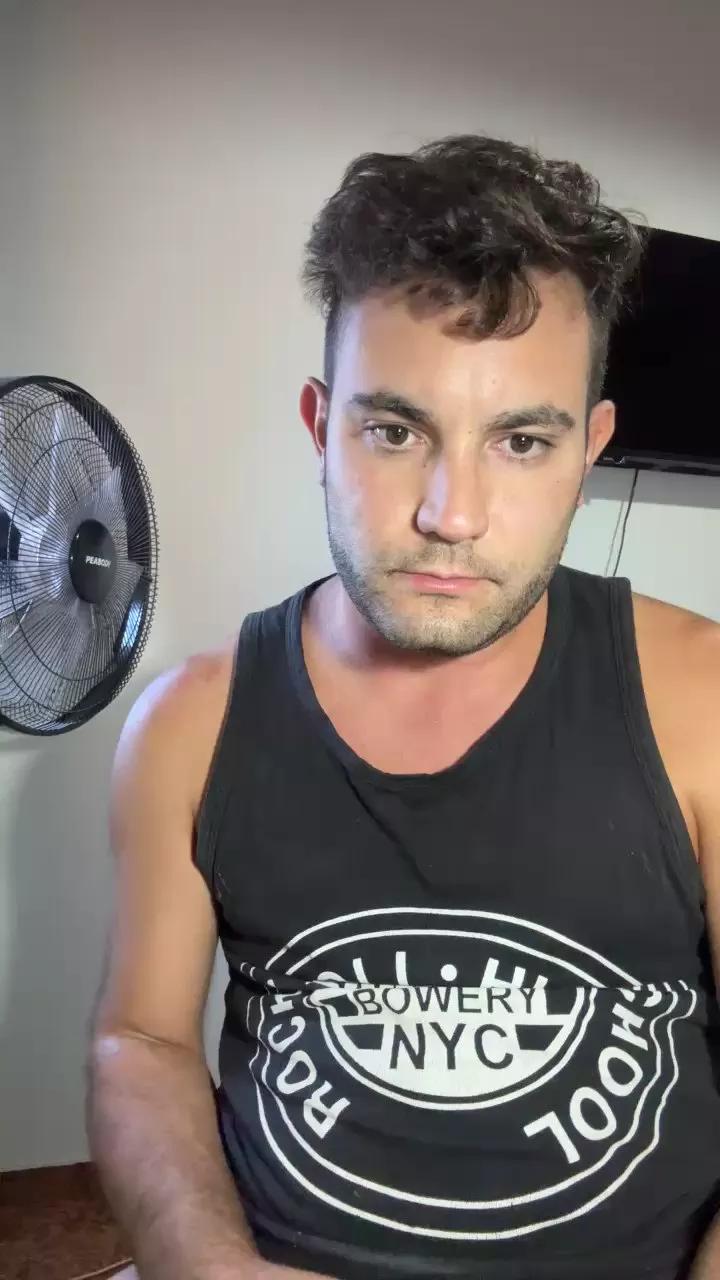 Martin26264 on Cam4 