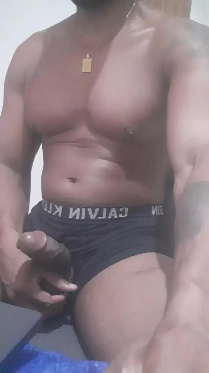 Maumau1986 on Cam4 