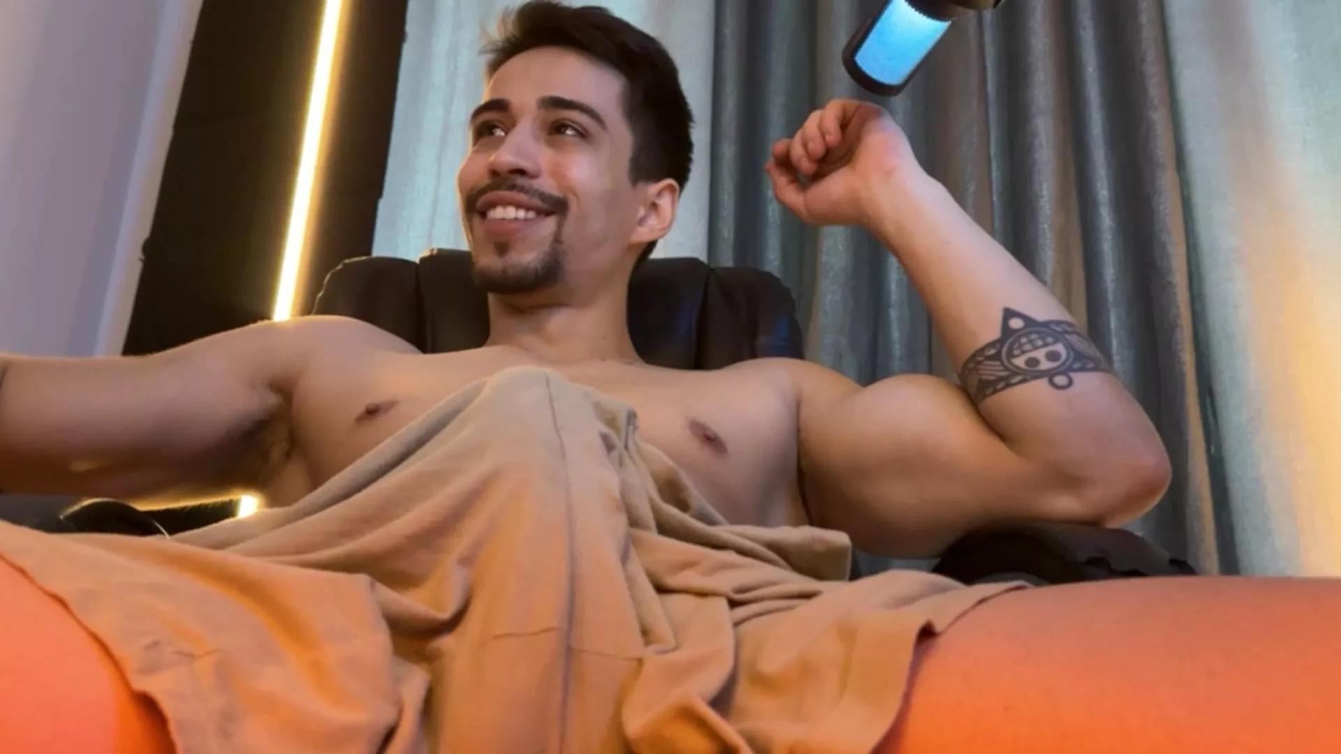 mettew22c on Cam4 