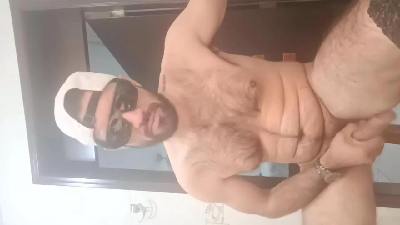 Migueladastl05 on Cam4 