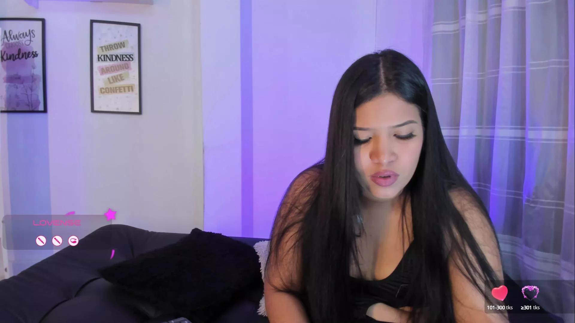 Miiss_Greyy on Cam4 