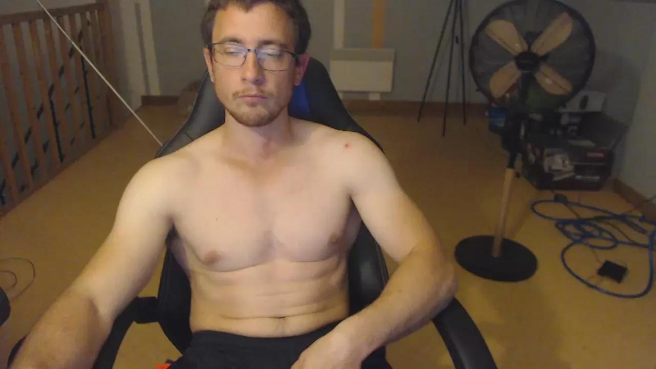 minothor on Cam4 