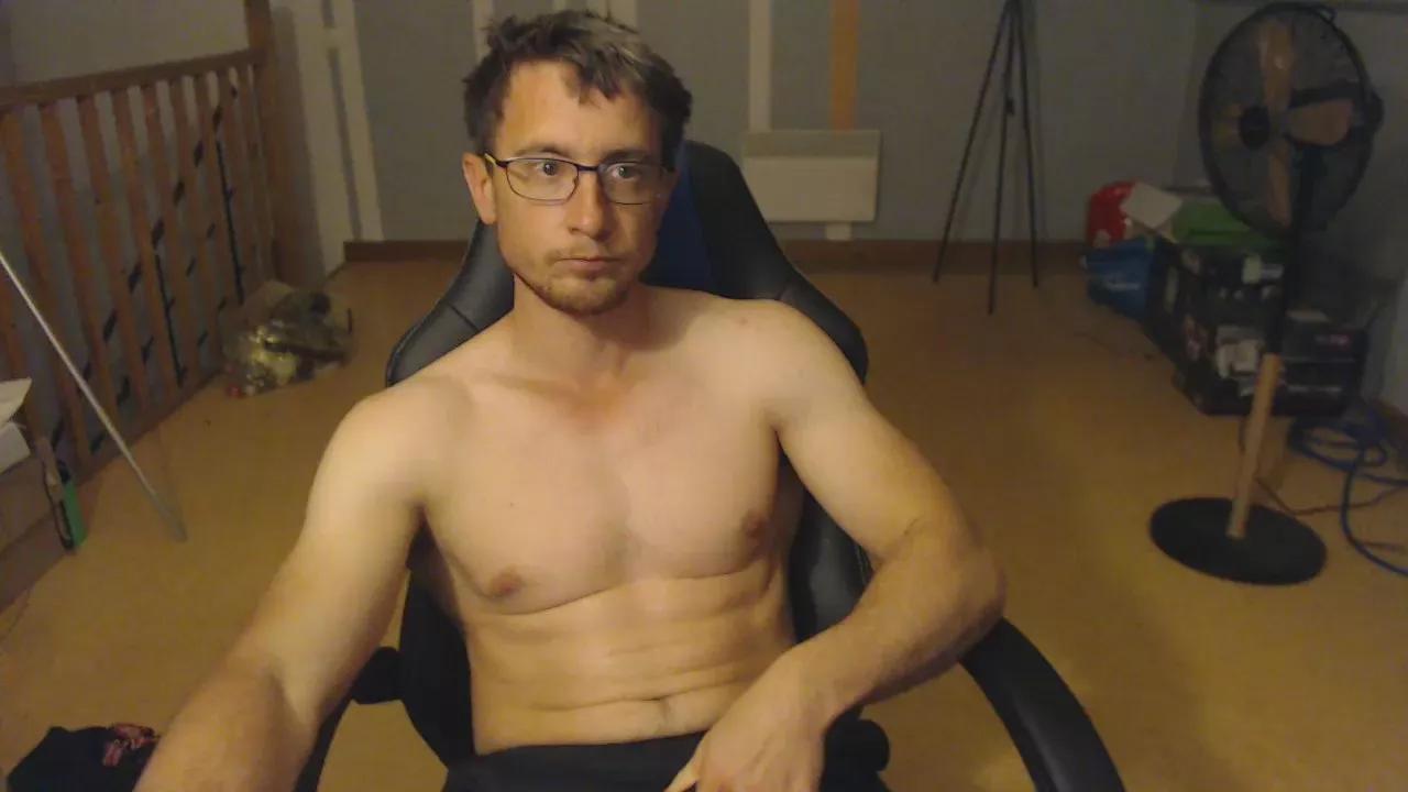 minothor on Cam4 