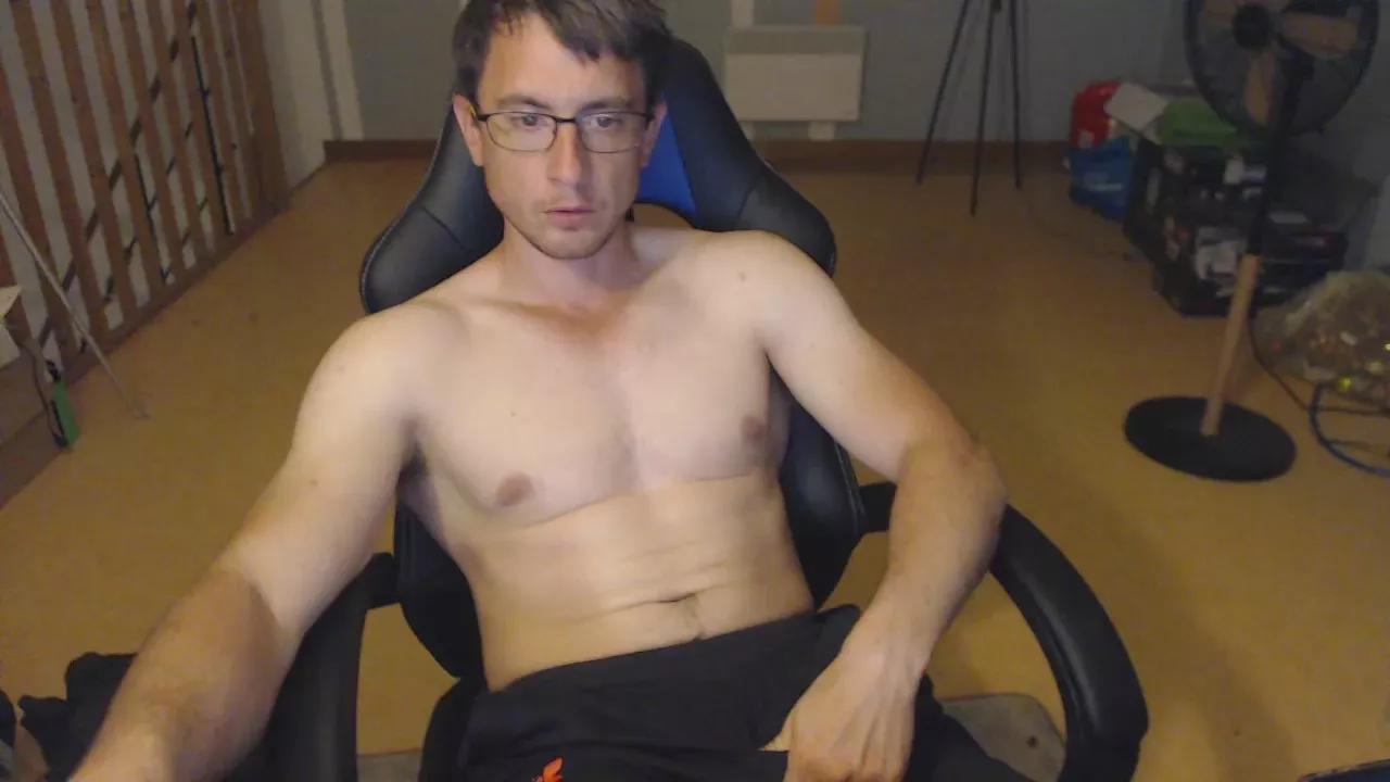 minothor on Cam4 
