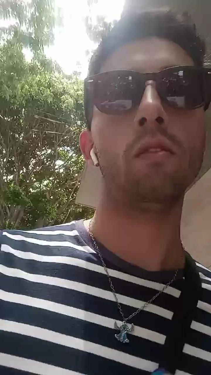 Offline MishiMiau22 on Cam4