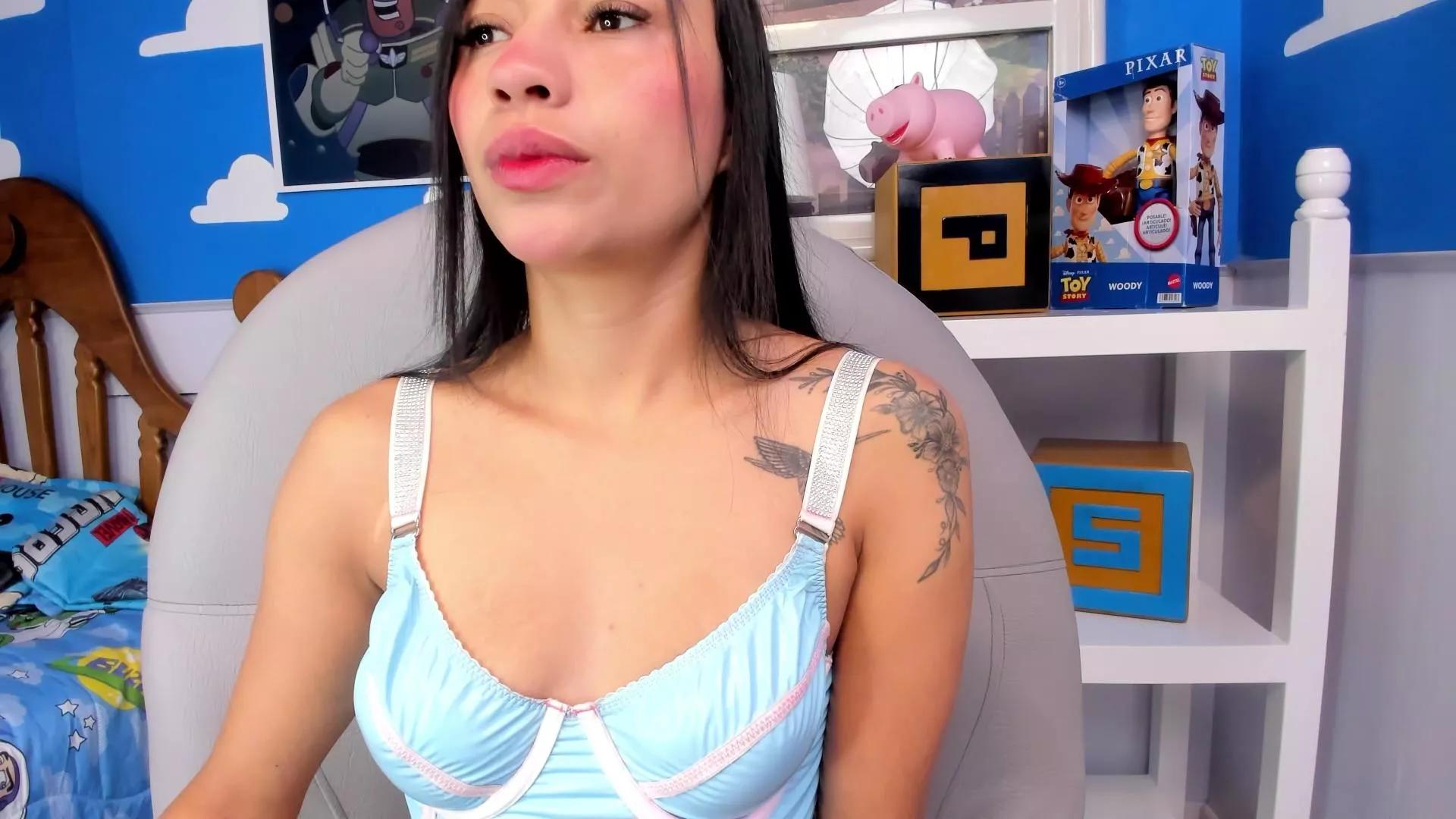 miss__sweet on Cam4 