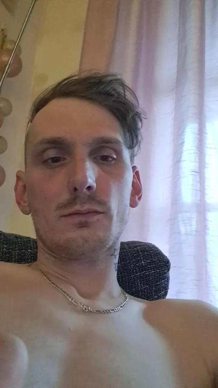 Moboo1 on Cam4 